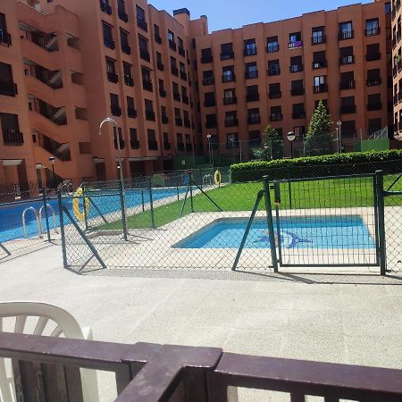 En Madrid, A Unos Minutos Del Aeropuerto Airport Barajas, Plenilunio, Estadio De Futbol Metropolitano, Feria De Madrid, Clinica Navarra 외부 사진