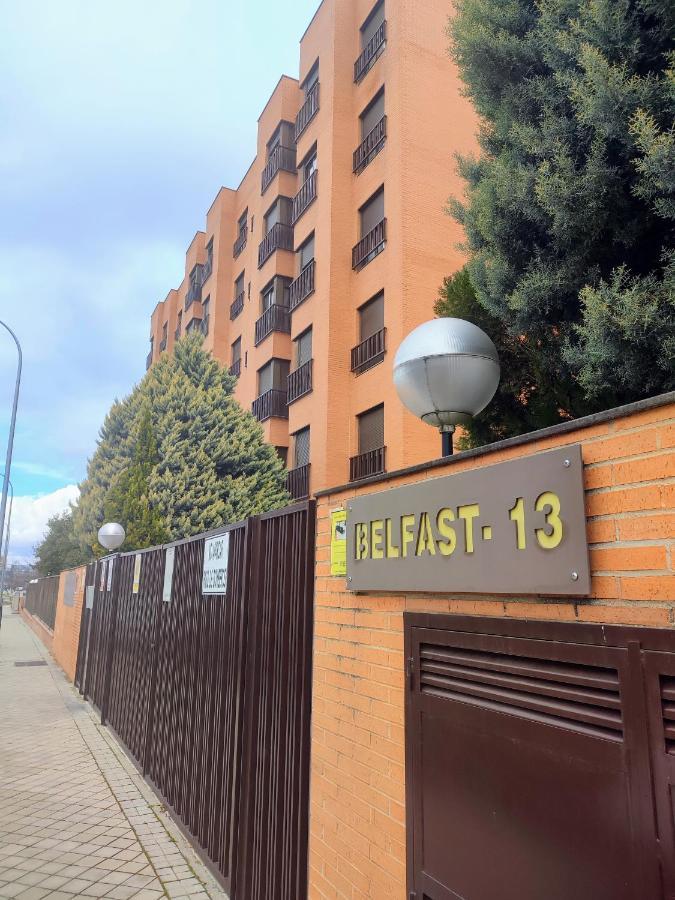 En Madrid, A Unos Minutos Del Aeropuerto Airport Barajas, Plenilunio, Estadio De Futbol Metropolitano, Feria De Madrid, Clinica Navarra 외부 사진